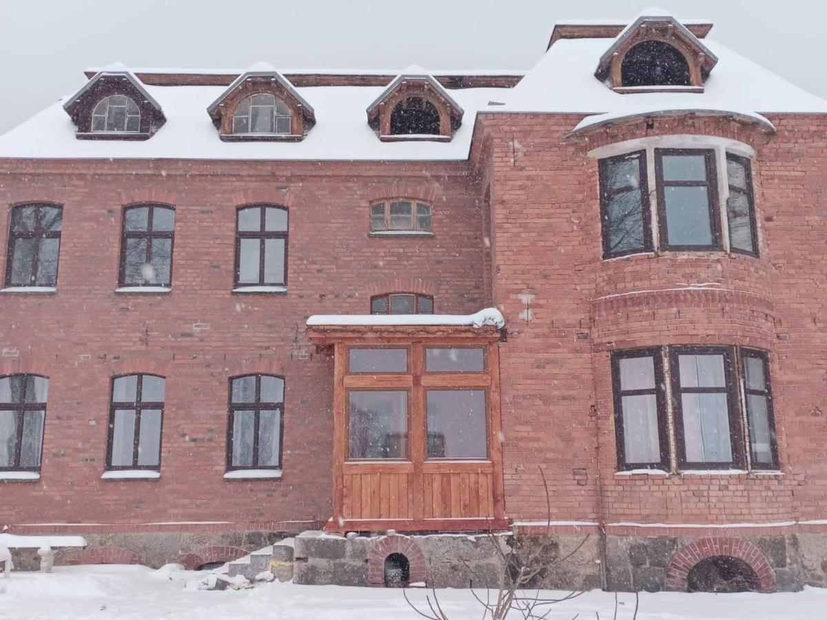 Sunny Bear Bed & Breakfast 옐레니아구라 외부 사진
