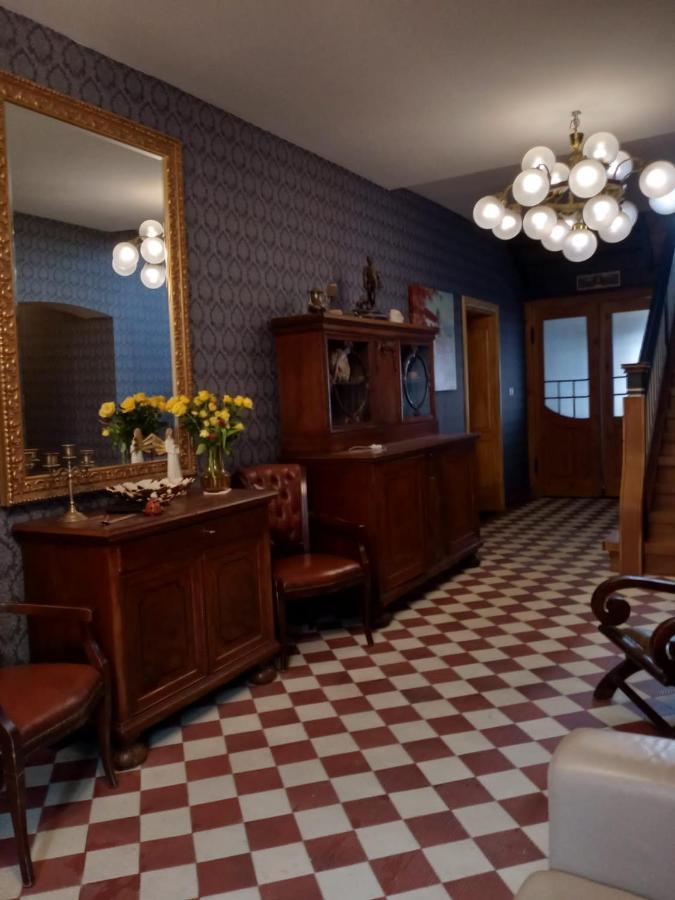 Sunny Bear Bed & Breakfast 옐레니아구라 외부 사진
